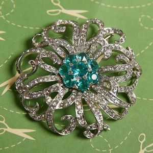 1940s Aster rhinestone brooch aquamarine